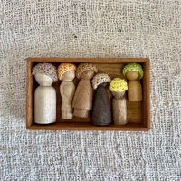 Kinsman Family 6 Peg Doll Set Crochet Cap