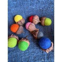 Felt Gumnuts set of 9